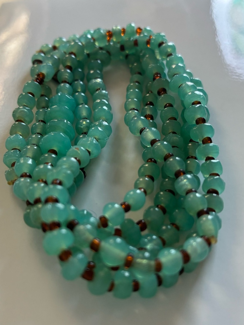 🌴 Set of 5 Cookie Lee Mint Green and Brown Beaded Stretch Bracelets